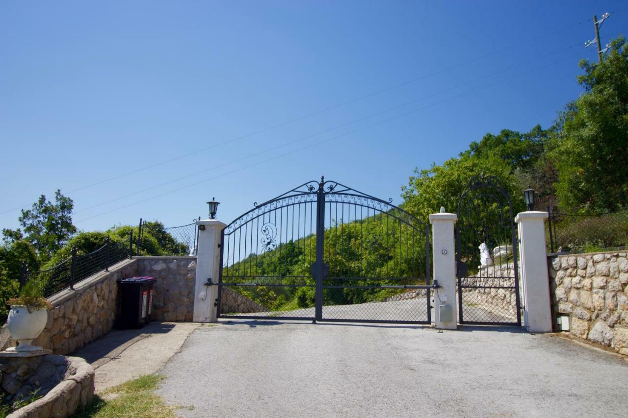 Apartman Nicole Mošćenička Draga Esterno foto